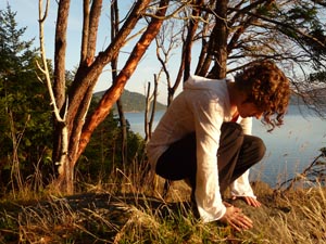 jennifer-touching-ground